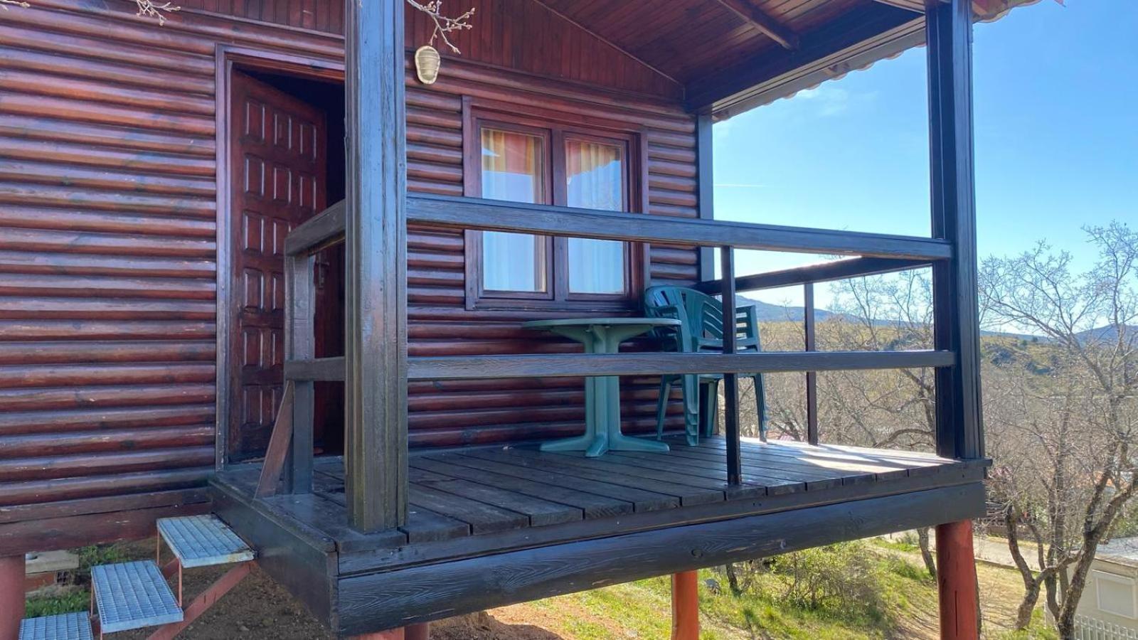 Camping de Cervera de Buitrago Exterior foto