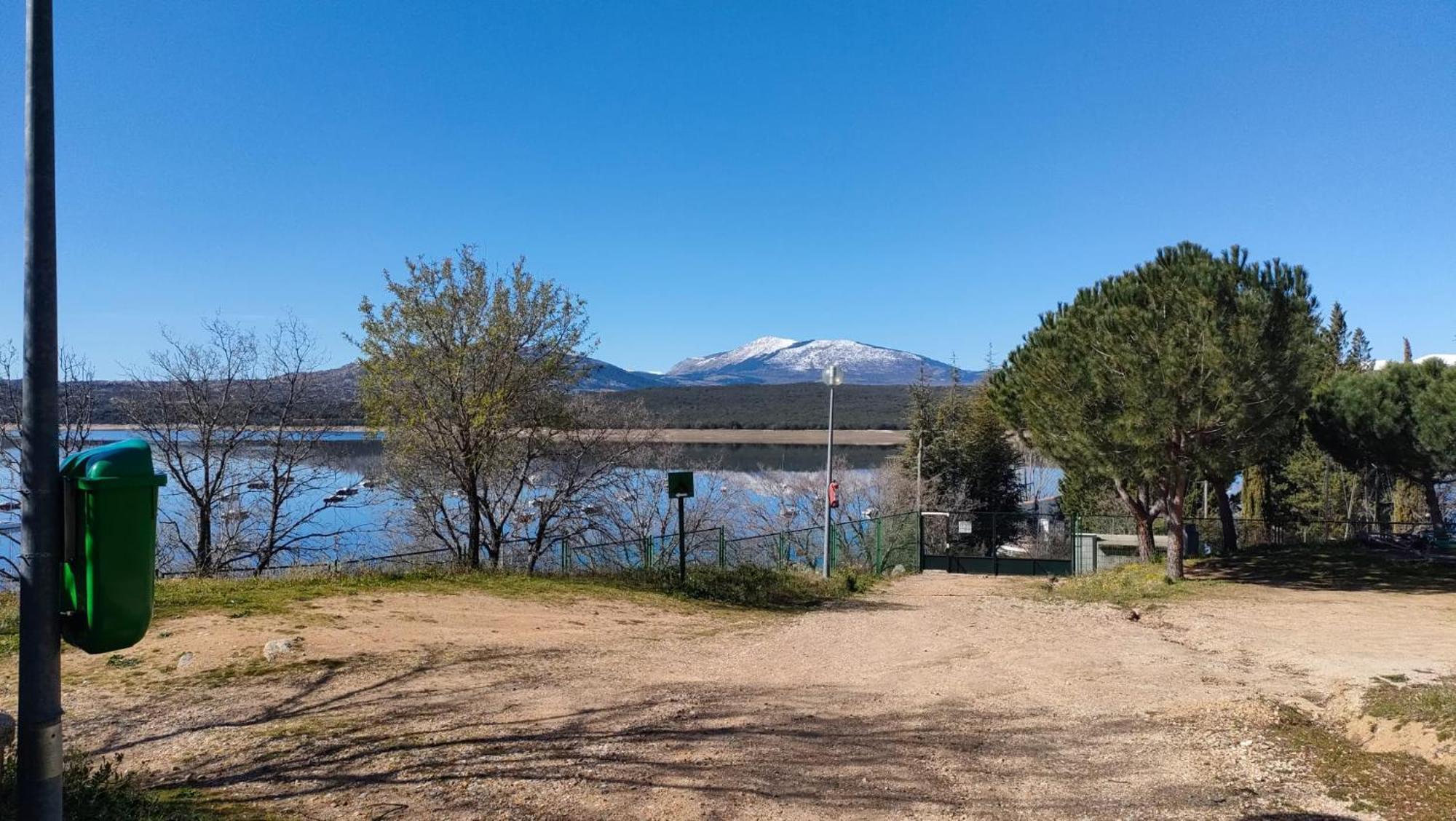 Camping de Cervera de Buitrago Exterior foto