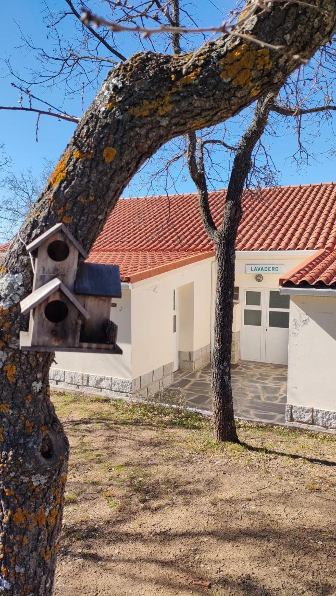Camping de Cervera de Buitrago Exterior foto